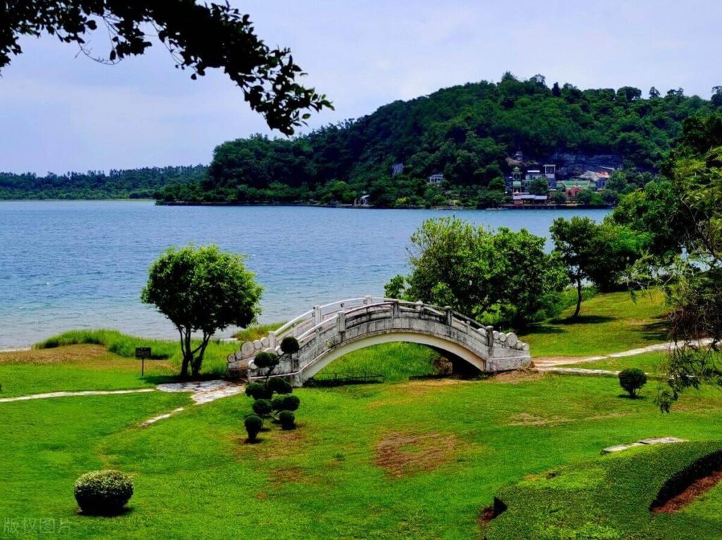 湛江旅游必去的5个景点（广东湛江自驾游5大景点）